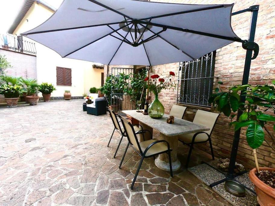 Casa Lazzaro Al Centro Di Siena Villa Ngoại thất bức ảnh